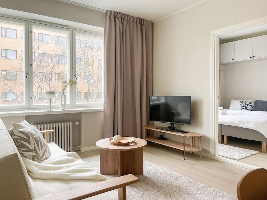 Central 1Br Next To The Park Helsínquia Exterior foto